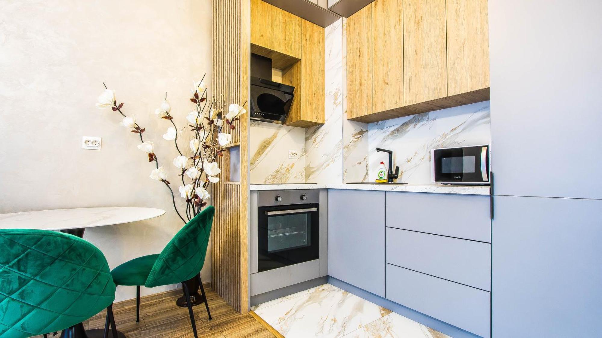 Luxury Mihai Bravu *